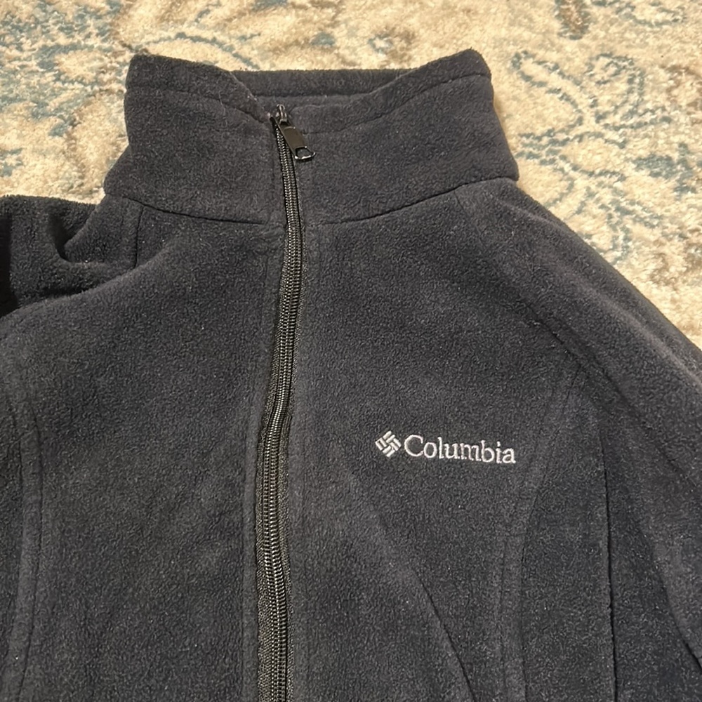 Medium Black Columbia Fleece